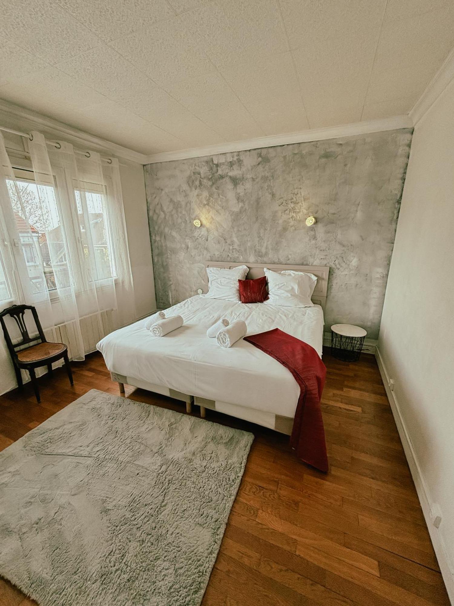 Duplex Avec Jardin - Proche Paris - Disneyland - Rer - 诺伊斯·勒·格兰德 外观 照片